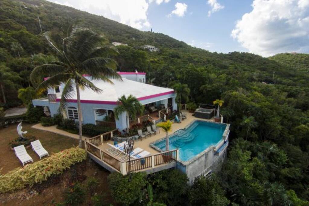 Villa Amour , Romantic , Art lover's paradise Villas for Rent in