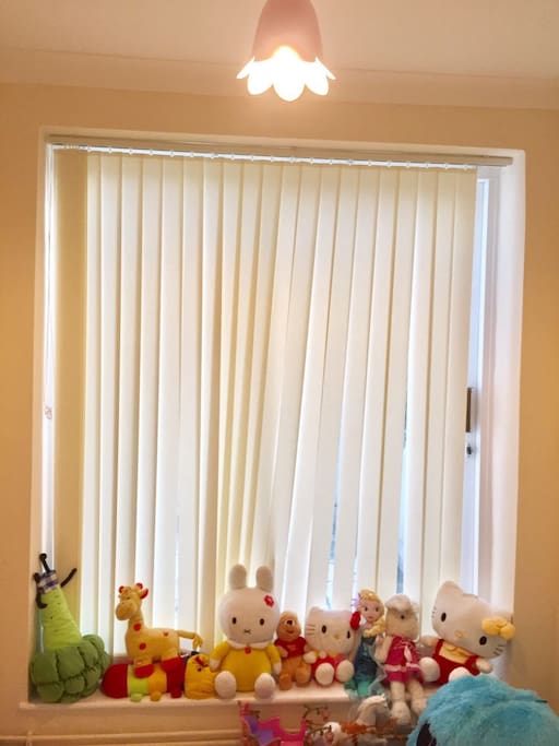 a sweet play room for family with child.