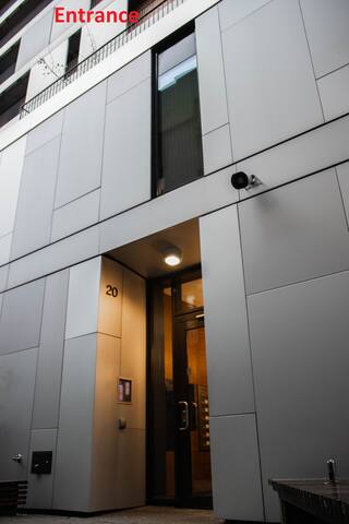 Spacious modern 3BR apt at Central OSLO Barcode gallery image 4