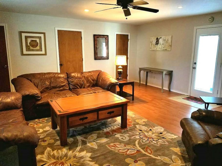 Spacious main living room