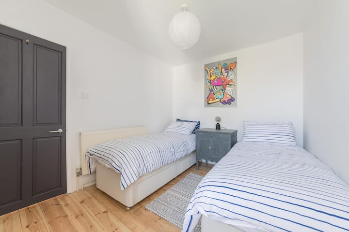 Dhomë gjumi binjake