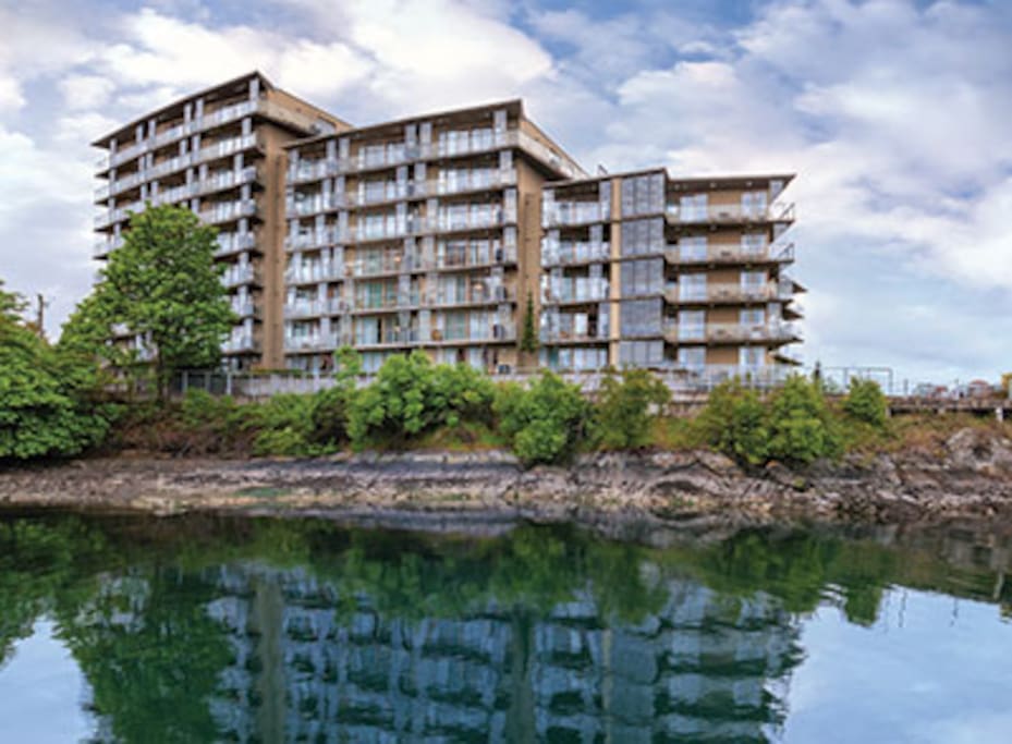  Apartments In Victoria Bc Canada for Large Space