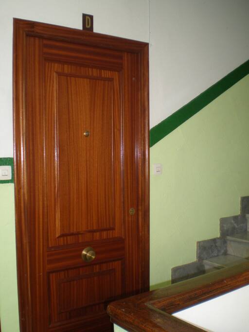 Puerta acceso