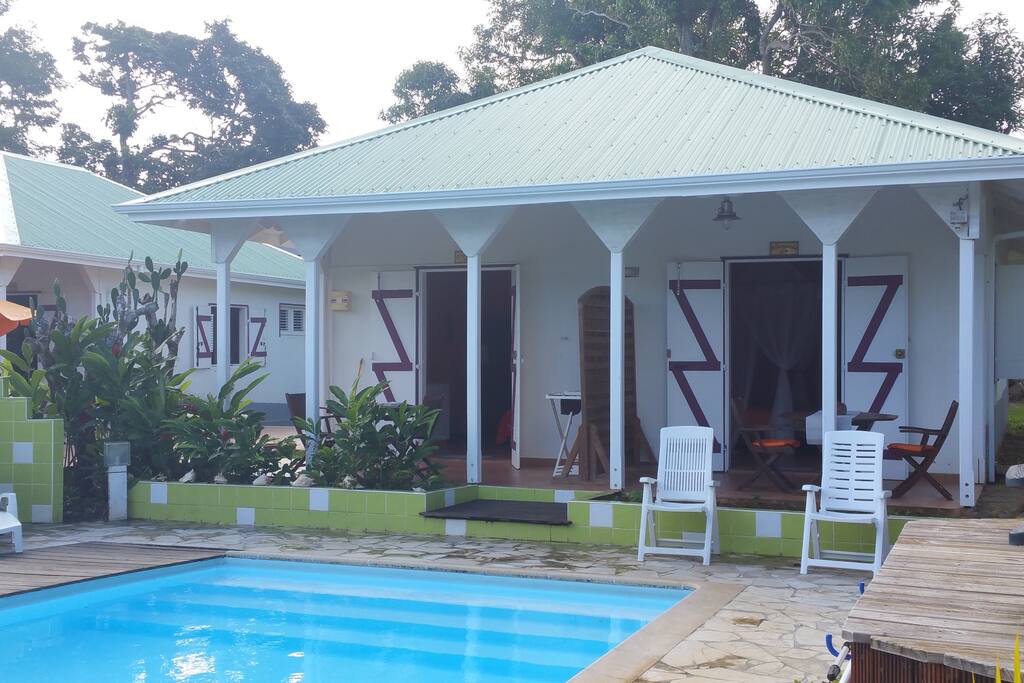 accès direct à la piscine