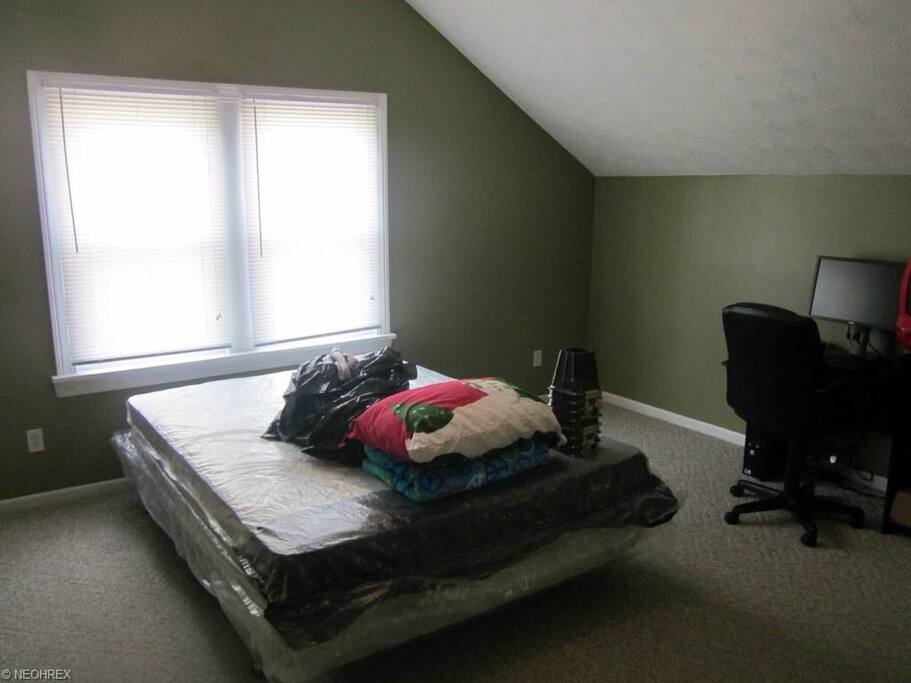 Upstairs bedroom, new linen will be purchased for use.