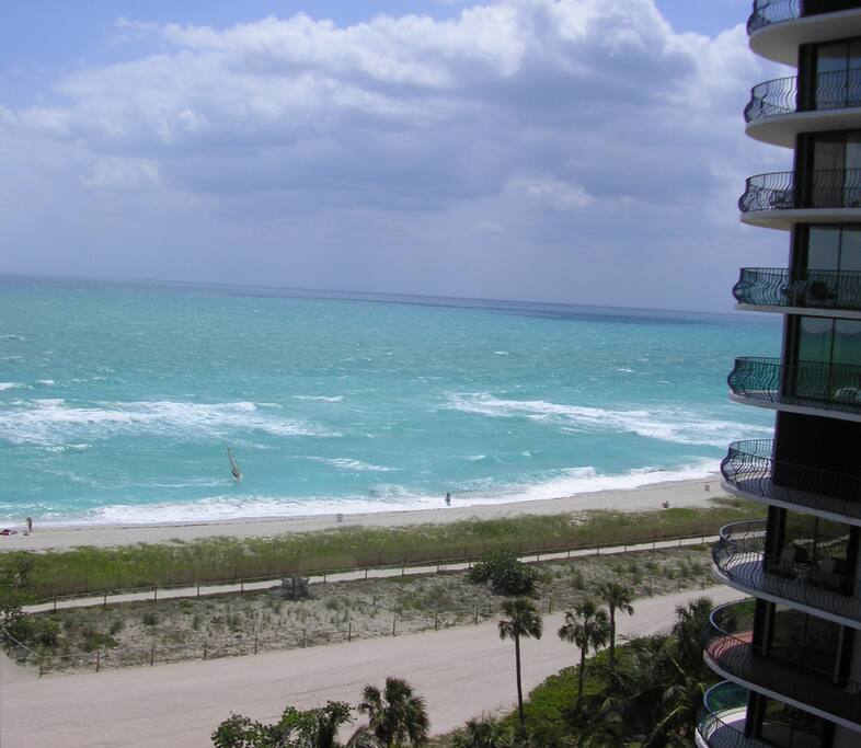 Balcony-view to the East / Ocean