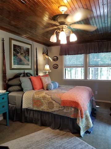 Kelleys Lake Fork Cottage View Suite