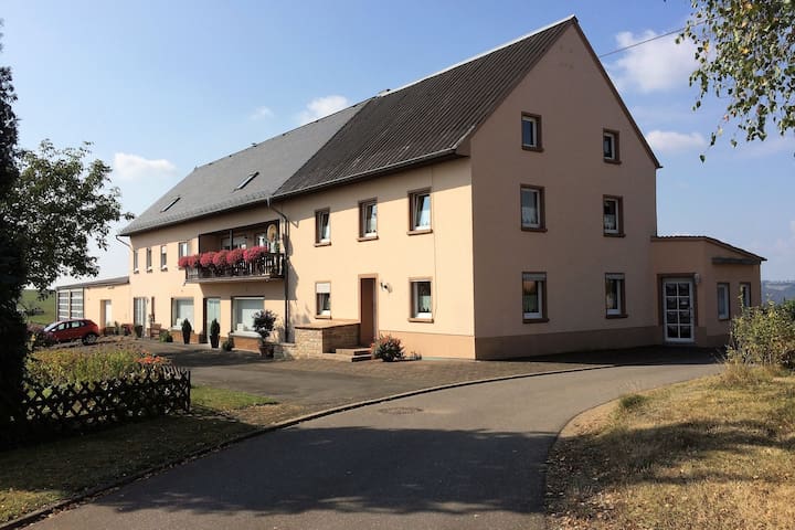 Airbnb Nasingen Vacation Rentals Places To Stay Rhineland