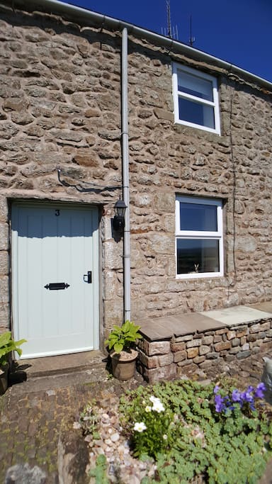 Enter our pretty 230 year old traditional stone character cottage with cobbled entrance path and you will find....