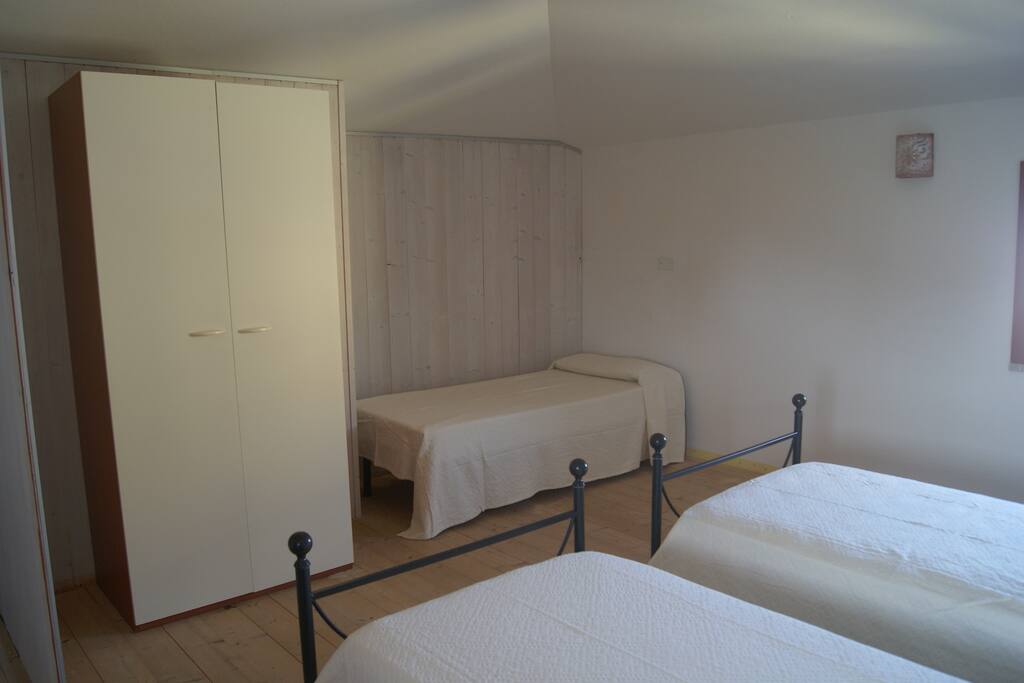 dettaglio camera tripla
