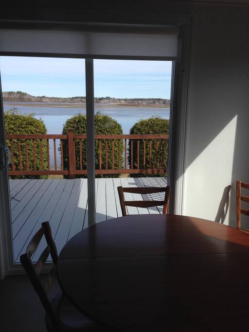 Grand balcon spacieux