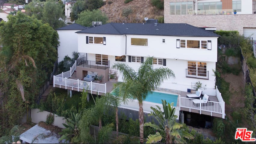 Gorgeous home above Chateau Marmont w/views & pool