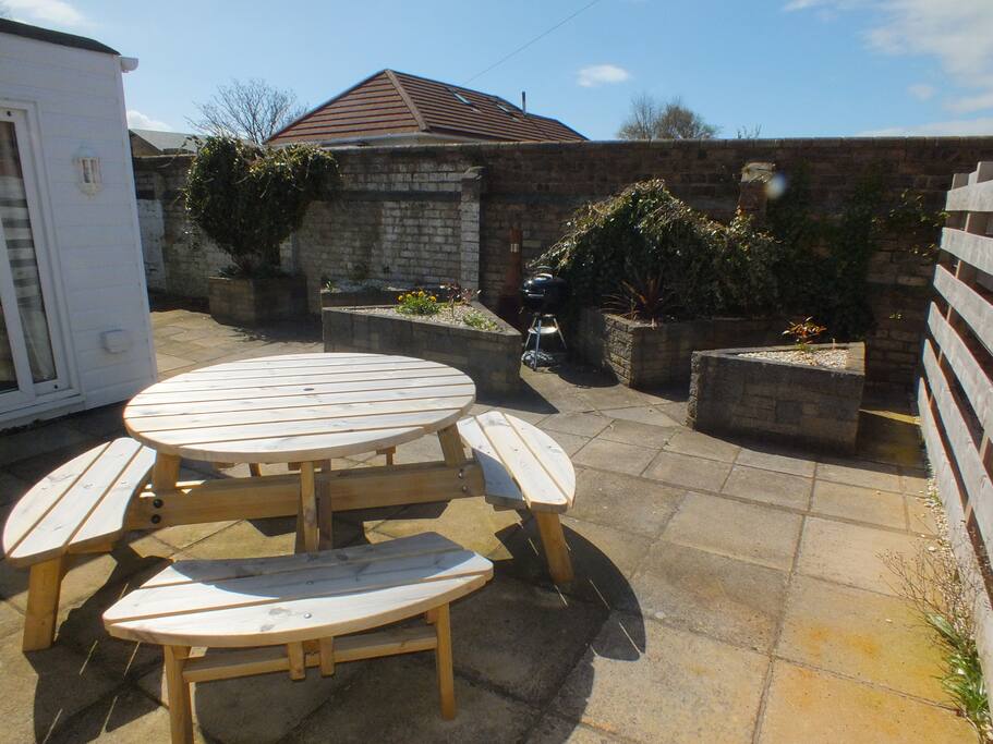 Patio & BBQ Area