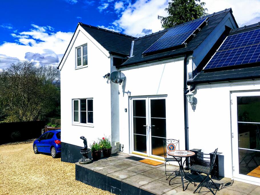 Your guest annex with private entrance and patio to enjoy the views on