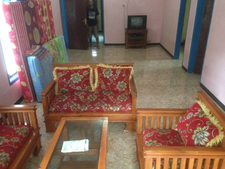 ruang tamu/ tv