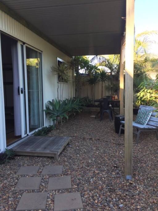 FRONT PERGOLA SPACE