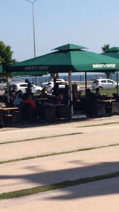 Strandpromenade mit Cafes&Restaurants