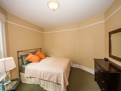 Spavaća soba 2, bračni krevet (širine 150-179