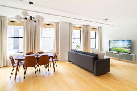 King Bed Loft in the Heart of Downtown Boston