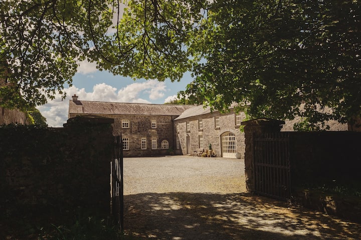Embanked enclosure — Lissagallan