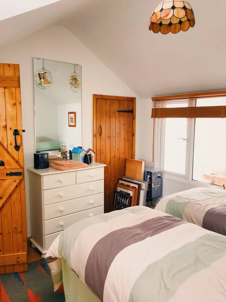 غرفة النوم الثانية