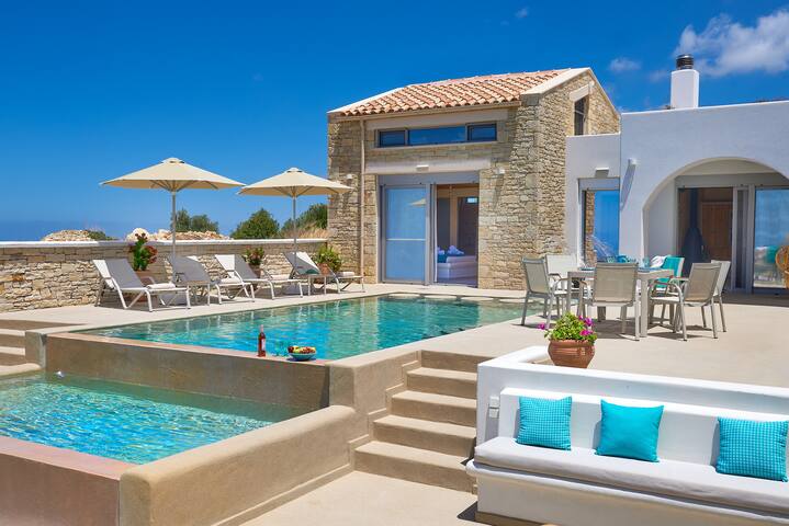 Aegean Sunset Villas & Spa ‘Villa Sea’ gallery image 4