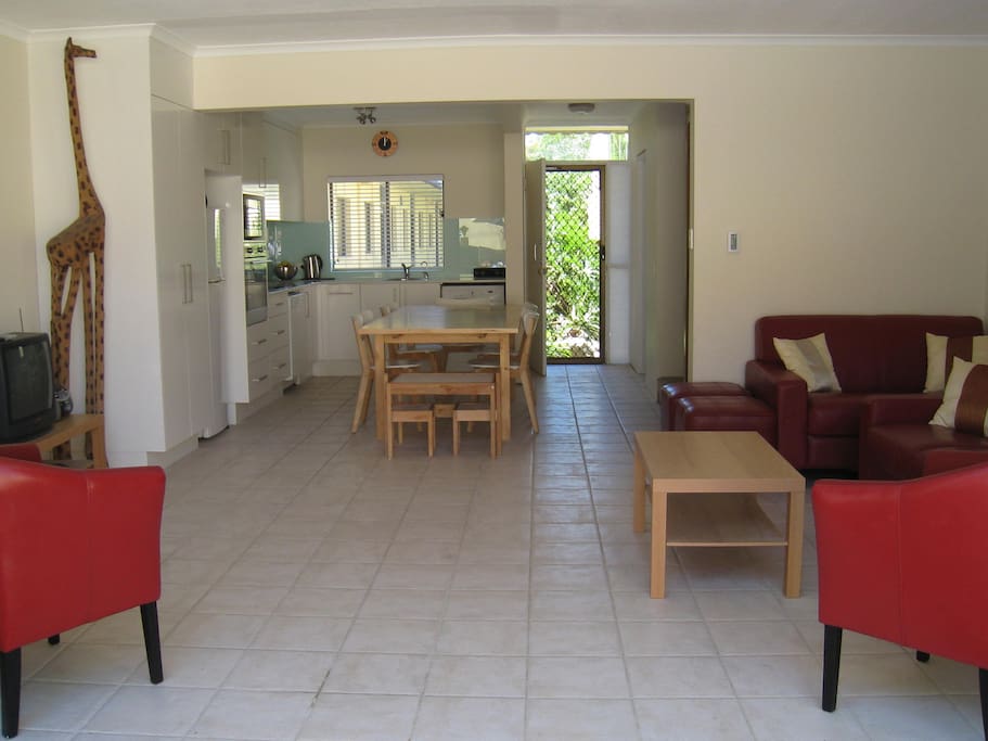 Open Plan kitchen, lounge through to courtyard