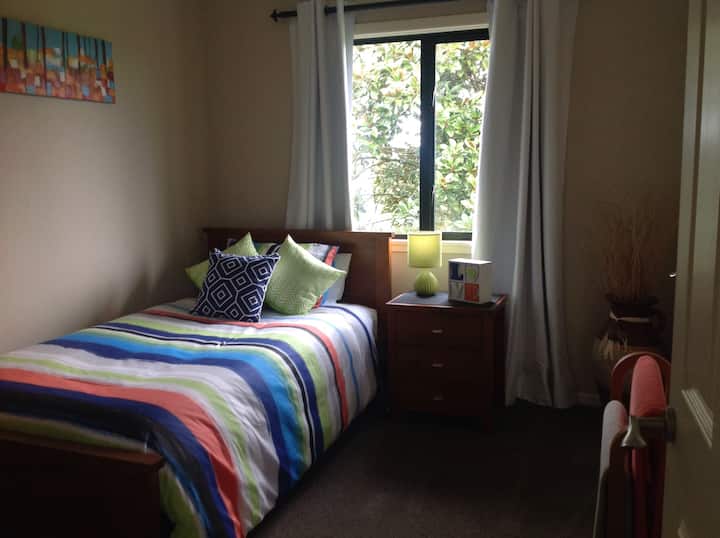 Chumba cha 3 cha kulala - kitanda aina ya king single