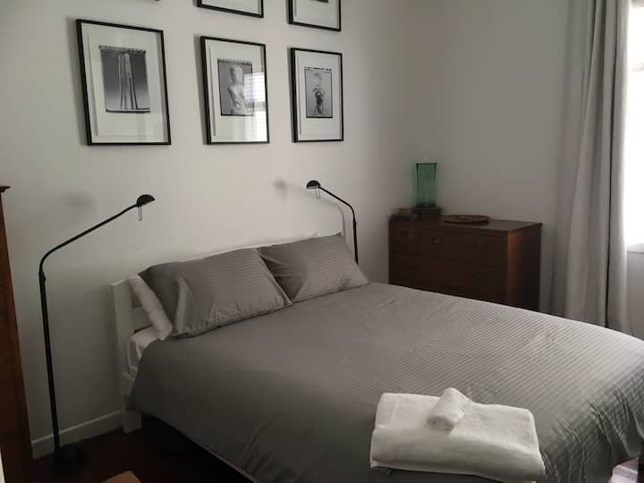 Grey Lynn - close to city, walk everywhere