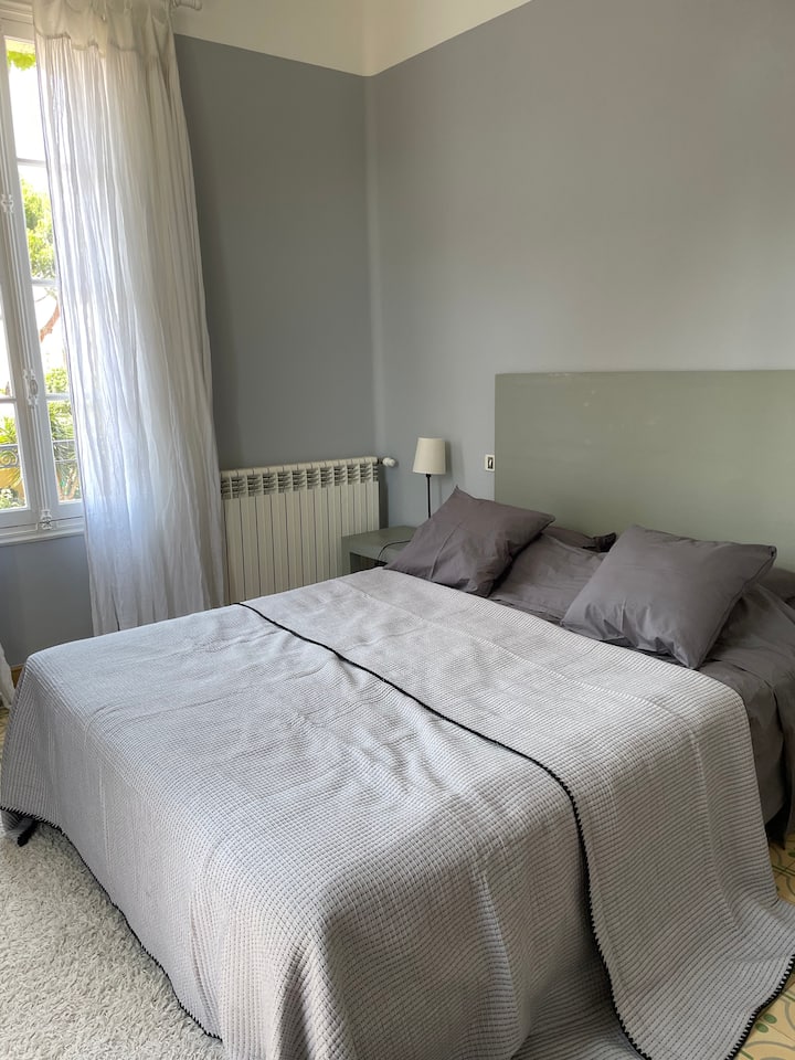 Camera matrimoniale, letto matrimoniale