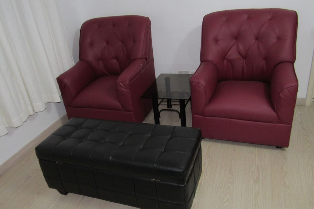 Lounging chairs with footrest+storage
