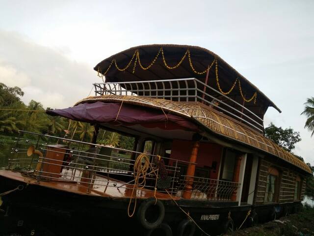 Allappey Houseboat , Allappuzha , Kerala