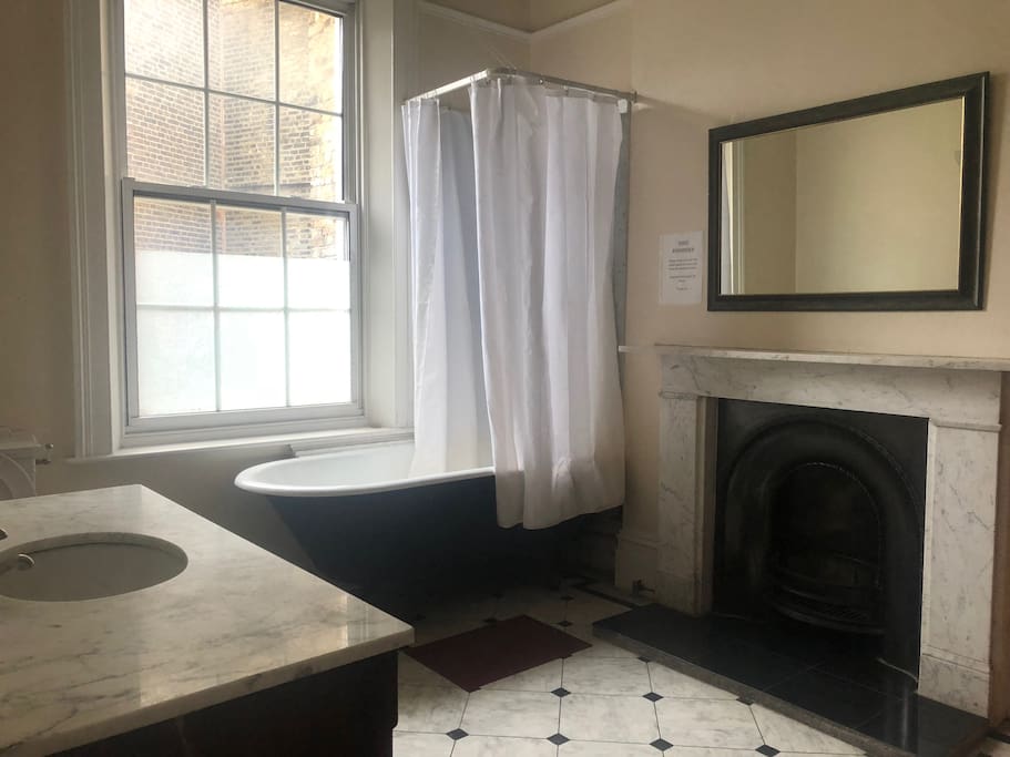 Main Bathroom.