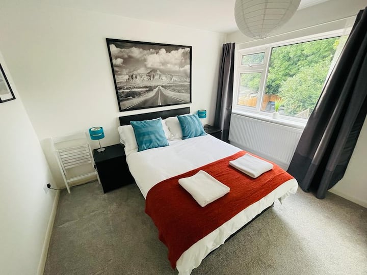 Enfield Chase Apartment Condominiums for Rent in Greater London, England, United Kingdom Airbnb