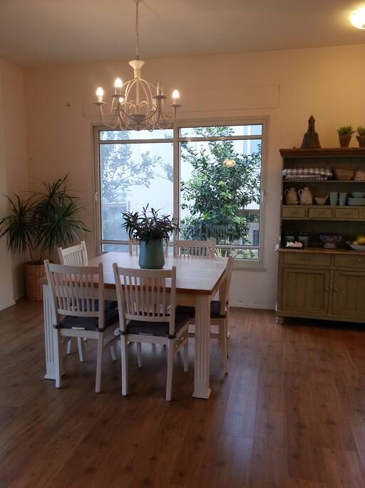 Dinning table