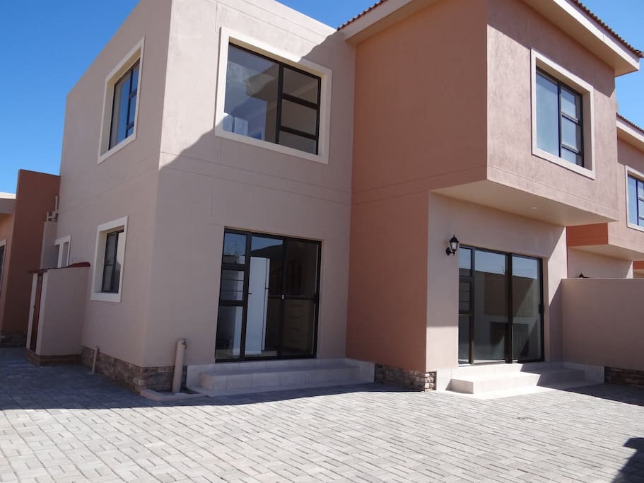 Back view and courtyard