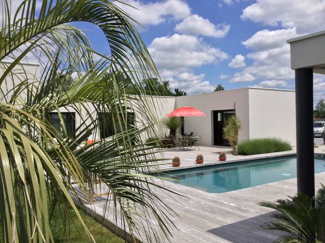 VILLA AUX PORTES DE BORDEAUX ET D’ARCACHON