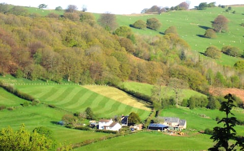 Spacious house on Sugar Loaf mountain-great views