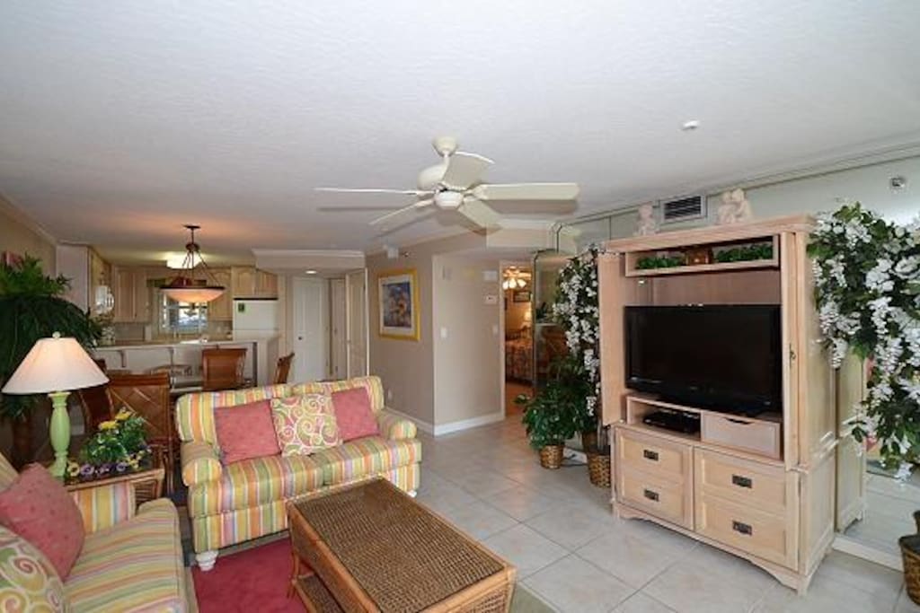 Living Area with Flatscreen TV