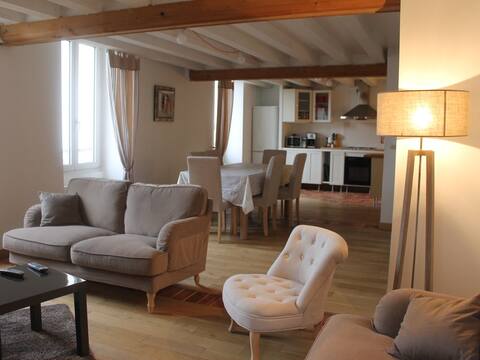 Conflans Apartment by the Seine