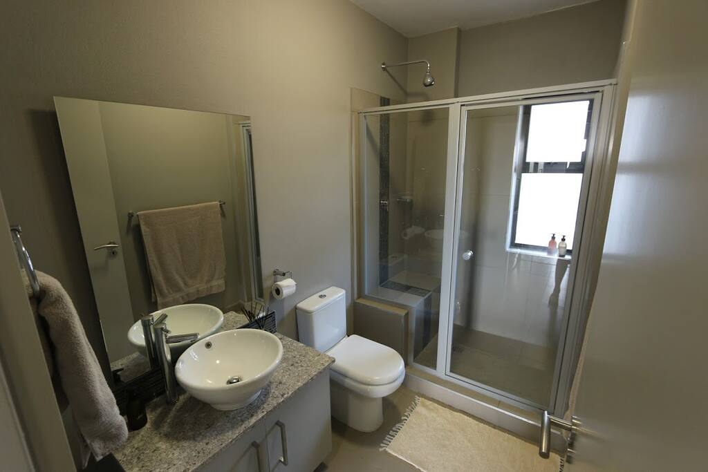 Towels, body wash and shampoo is supplied.