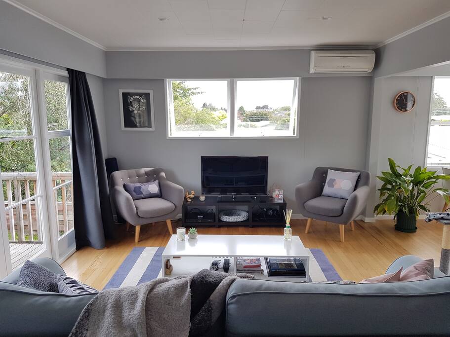 Lounge area
