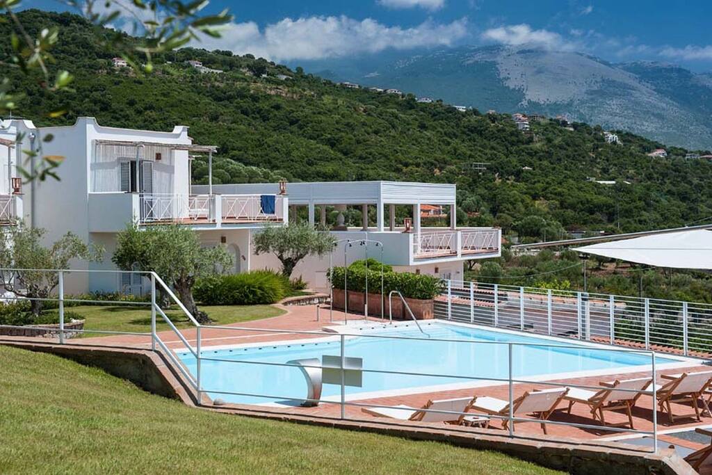Holiday Home Swimming Pool