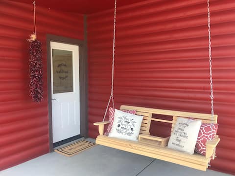 The Little Red Cabin @ Ein Gedi Farm