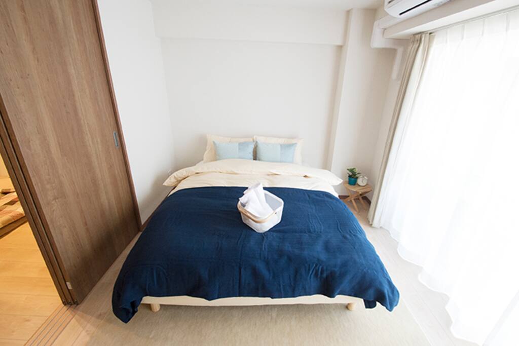 Double size bed in bedroom