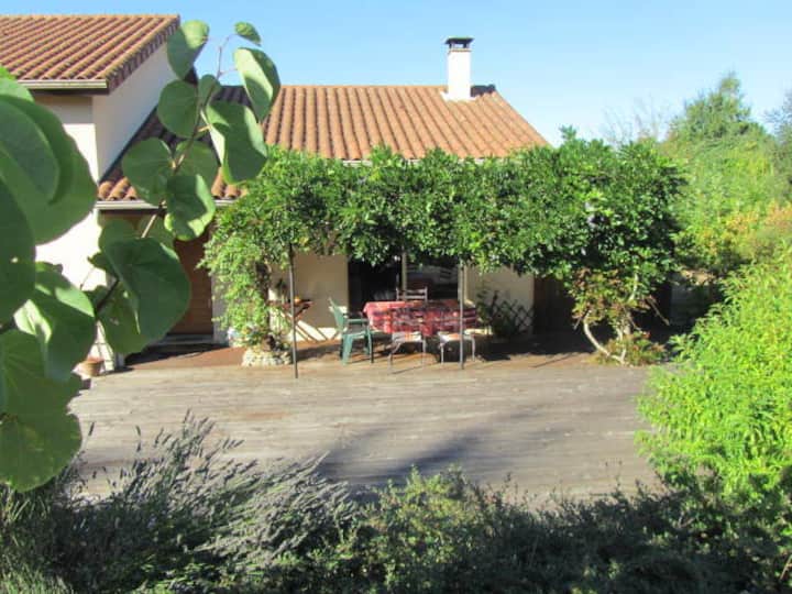 Delight out! Great quiet home nearby Limoges Houses for Rent in