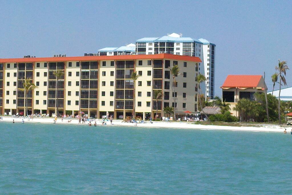 Top 100 Airbnb Rentals 2017 in Fort Myers Beach, Florida