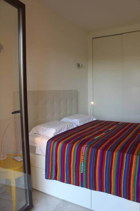 Suite with access to the private garden