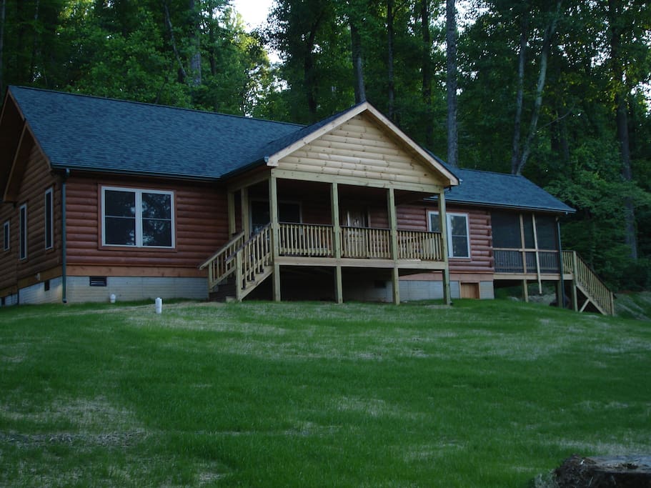 Full photo of cabin.