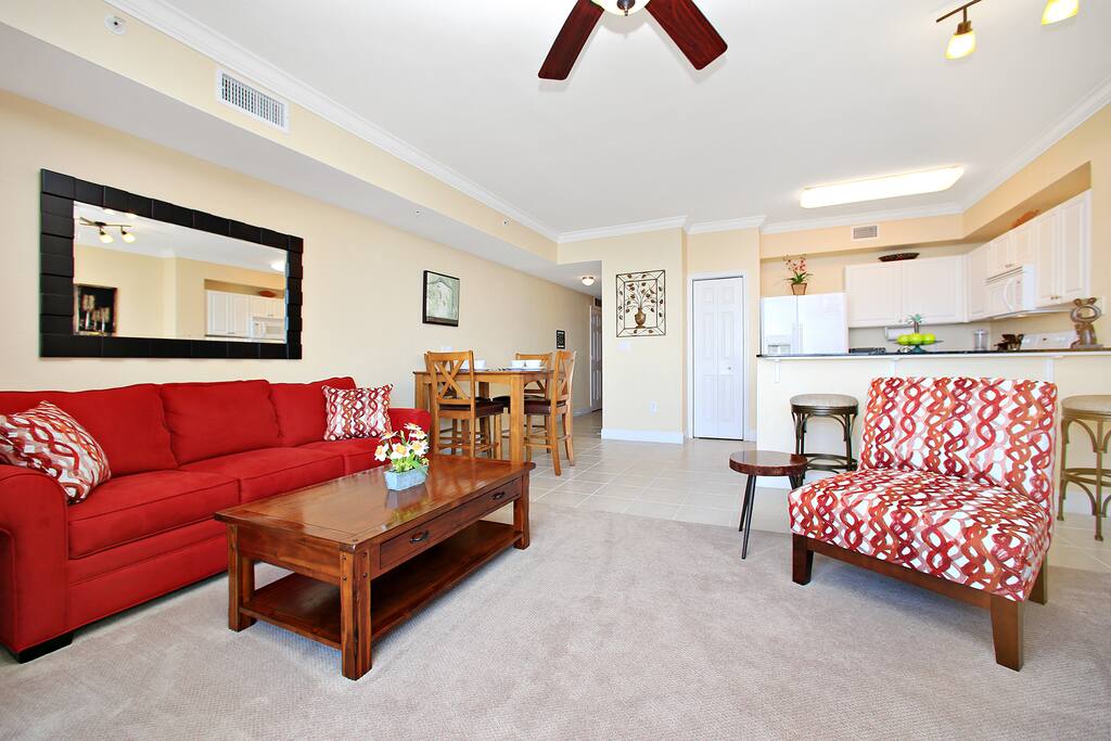 Furniture,Chair,Indoors,Room,Dining Room